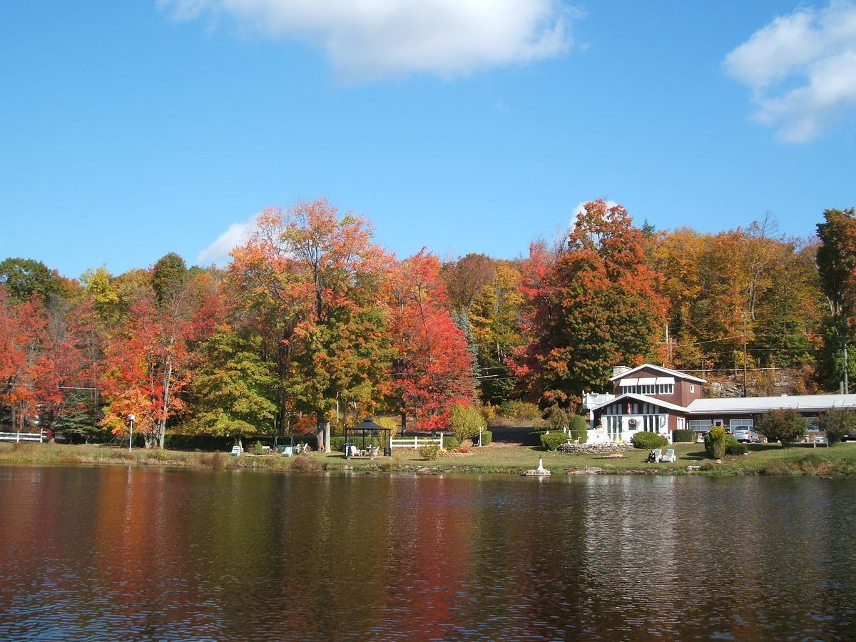 Lake Moc A Tek Inn Lakeville Exterior foto