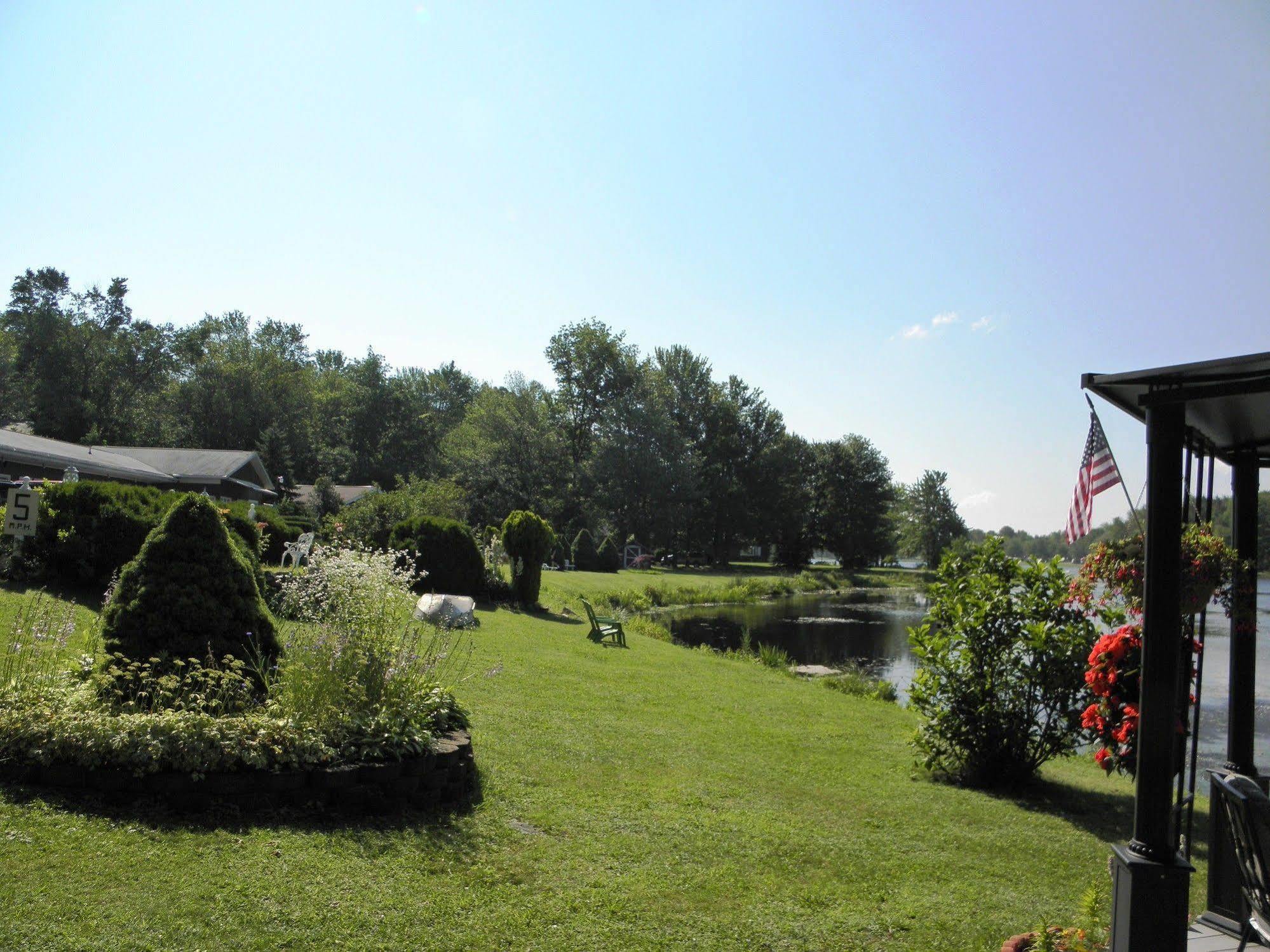 Lake Moc A Tek Inn Lakeville Exterior foto